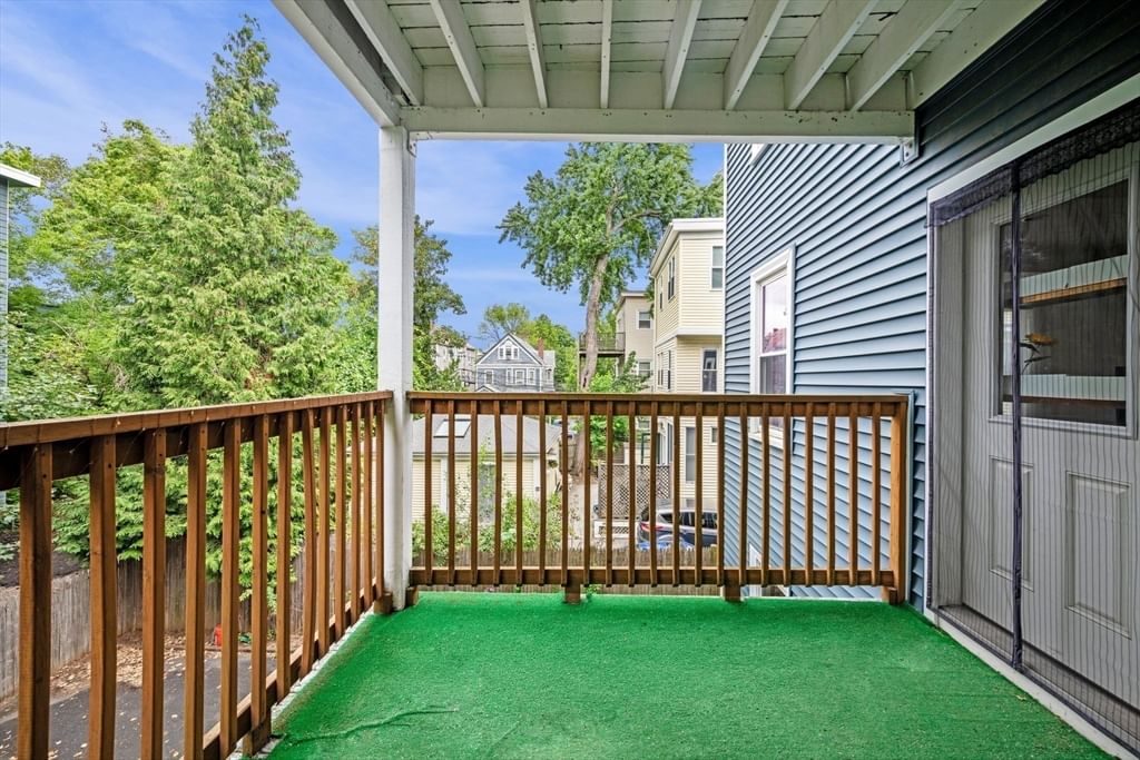 33 Plainfield St #2 Boston — Photo 23 of 33