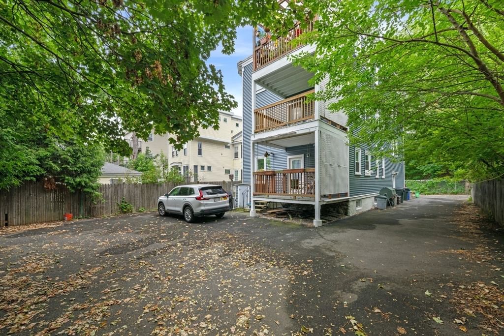 33 Plainfield St #2 Boston — Photo 28 of 33