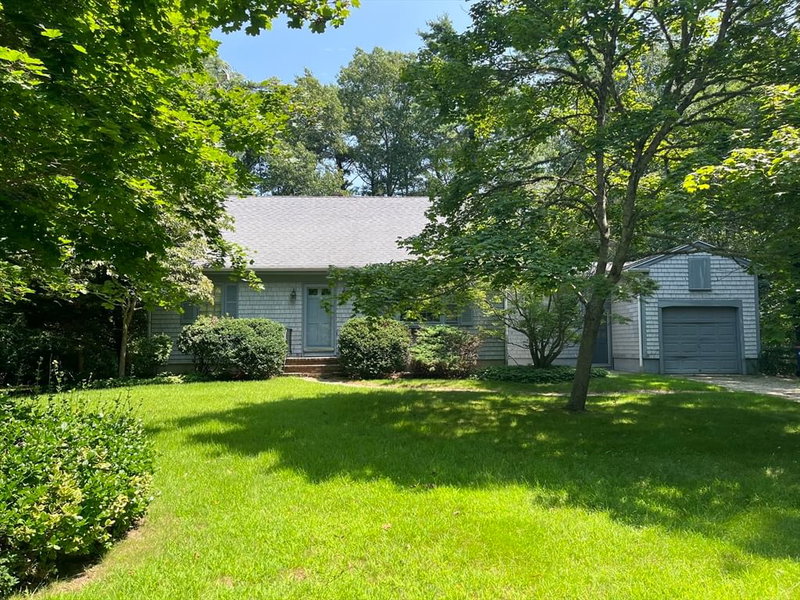 7 Tupola Ln