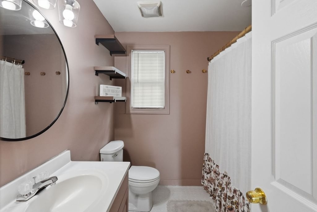 5 Glen St Framingham — Photo 11 of 41