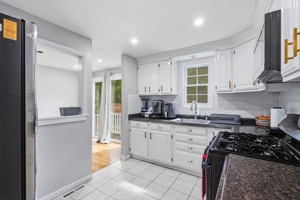 5 Glen St Framingham — Photo 14 of 41