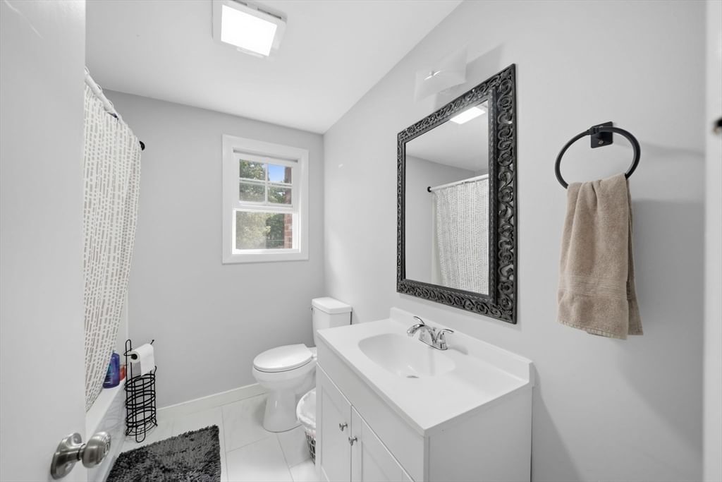 5 Glen St Framingham — Photo 18 of 41