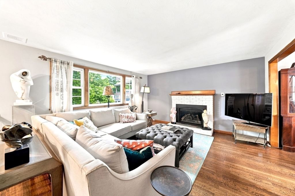 214 Rogers Drive Stoughton — Photo 11 of 42