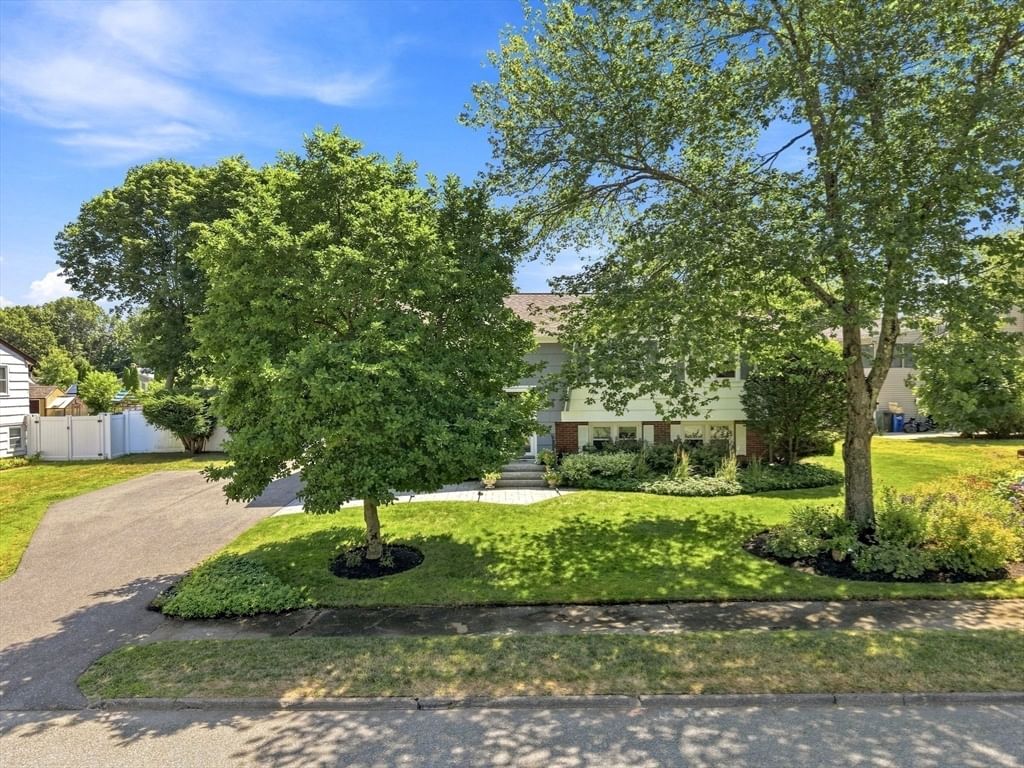214 Rogers Drive Stoughton — Photo 34 of 42