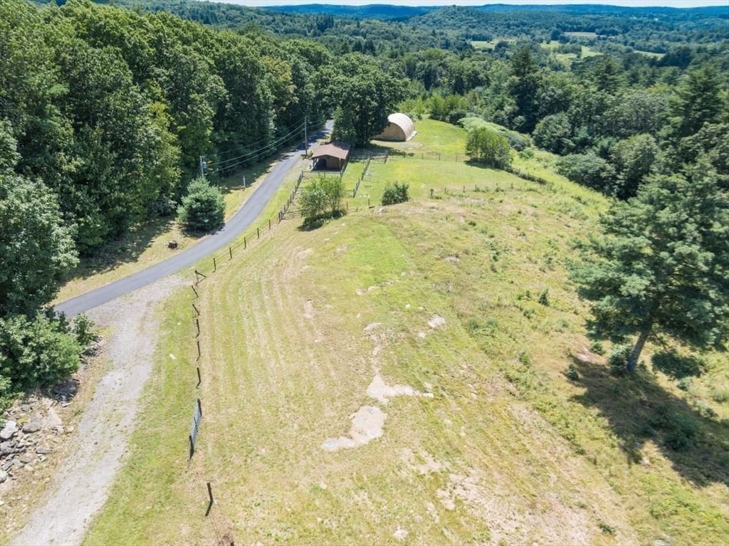 16 Cider Mill Rd North Brookfield — Photo 29 of 35