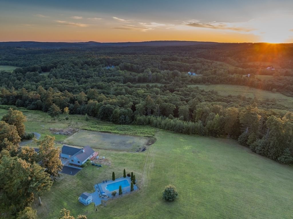 16 Cider Mill Rd North Brookfield — Photo 35 of 35