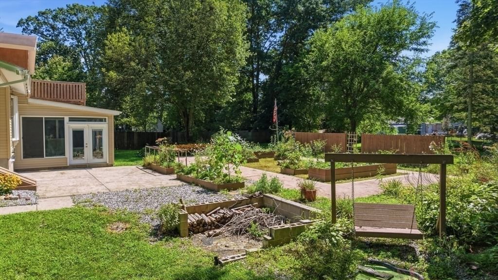 1 Corey St Agawam — Photo 9 of 42