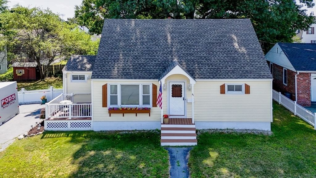 41 Alma Street Lowell — Photo 32 of 35