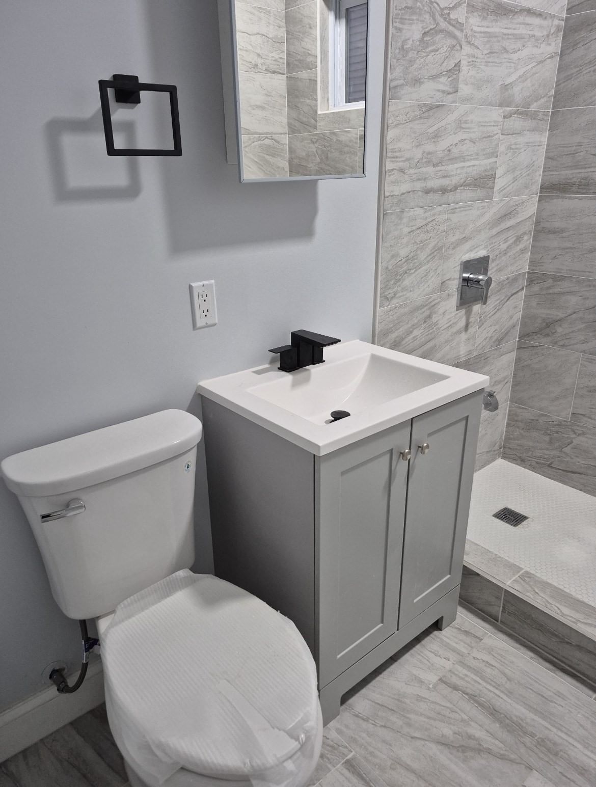 484 Park Ave Worcester — Photo 10 of 15