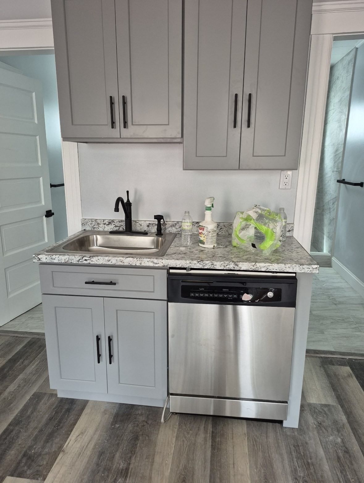 484 Park Ave Worcester — Photo 8 of 15