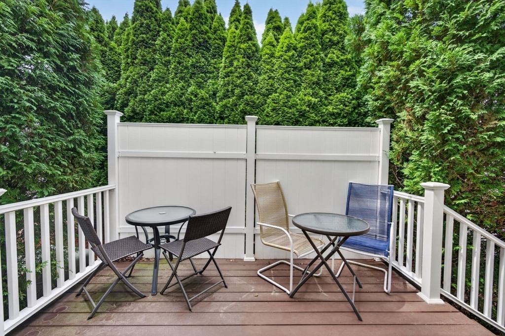 1 Tanglewood Park Dr #1 Haverhill — Photo 16 of 36