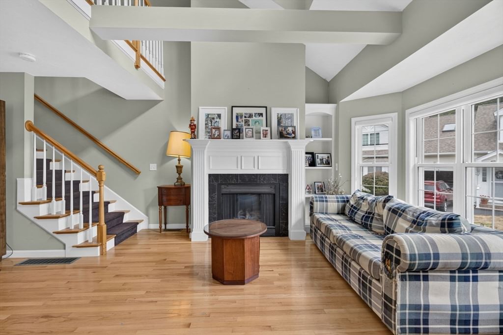 1 Tanglewood Park Dr #1, Haverhill, MA 01830 photo 3