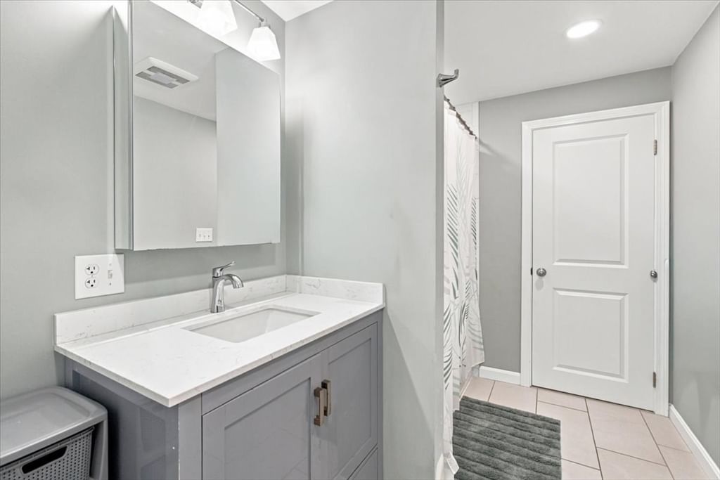 76 Westover Pkwy Norwood — Photo 16 of 35