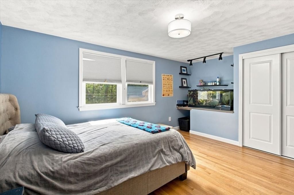 76 Westover Pkwy Norwood — Photo 18 of 35