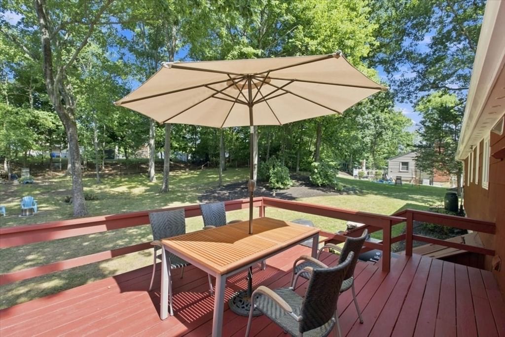 76 Westover Pkwy Norwood — Photo 32 of 35