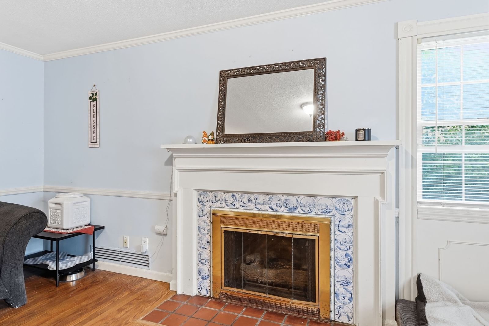 89 Abbott St Springfield — Photo 8 of 41