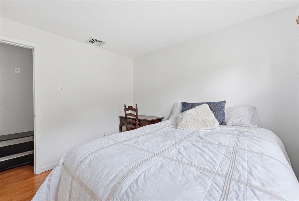 193 Meadow Street Agawam — Photo 19 of 42