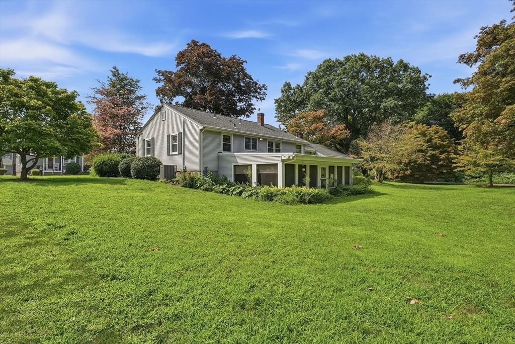 193 Meadow Street Agawam — Photo 37 of 42