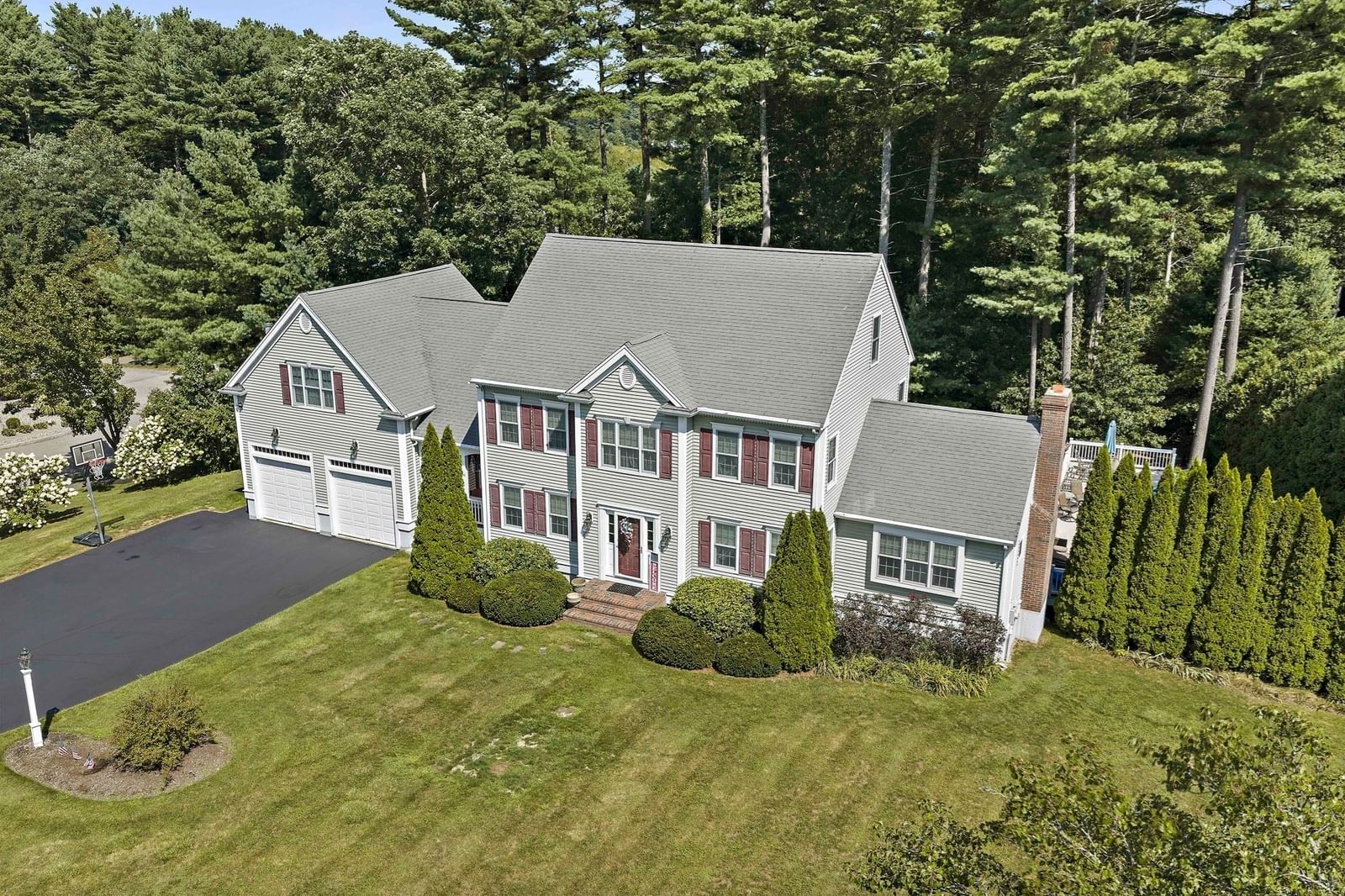 49 Lantern Ln Pembroke — Photo 2 of 41