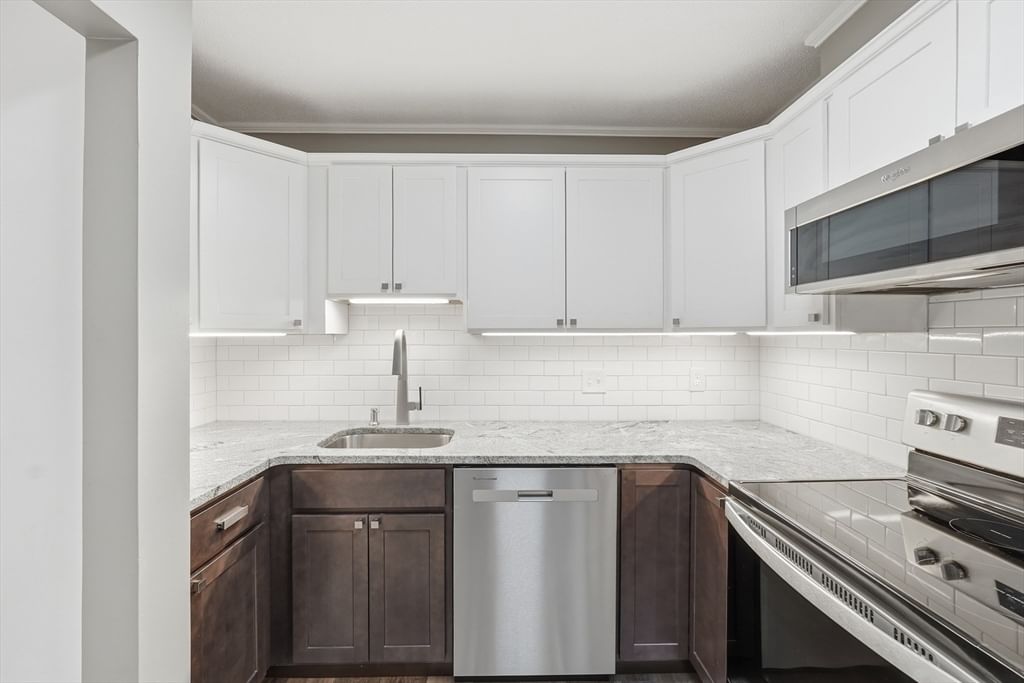 17 Thayer Pond Dr. #17-5 Oxford — Photo 8 of 27