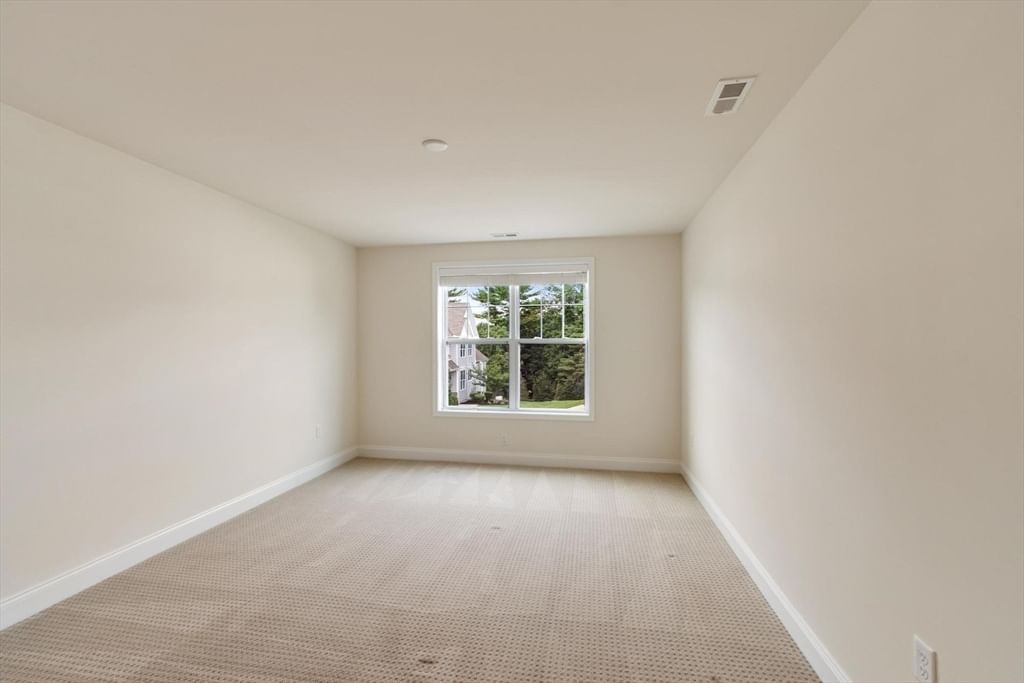 2 Phoebe St #2 Methuen — Photo 29 of 40