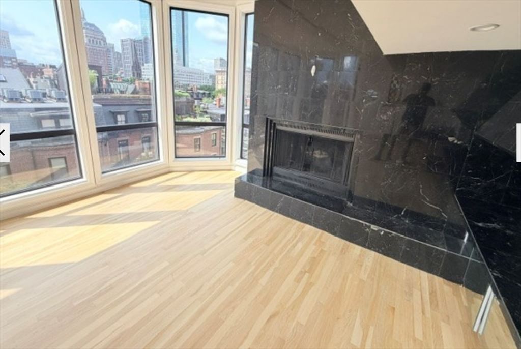 113 Beacon St #PHR Boston — Photo 3 of 16