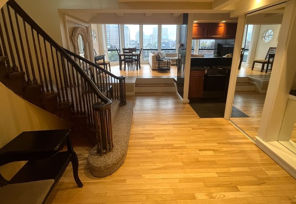113 Beacon St #PHR Boston — Photo 9 of 16