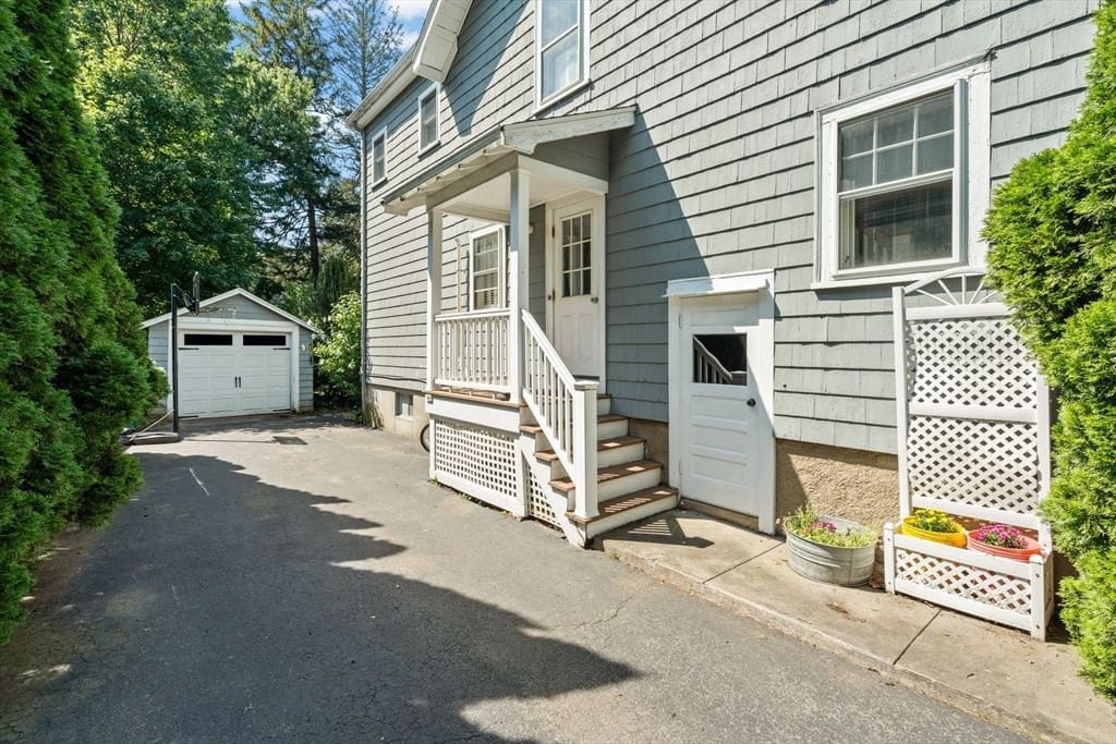 24 Holland St Needham — Photo 27 of 36