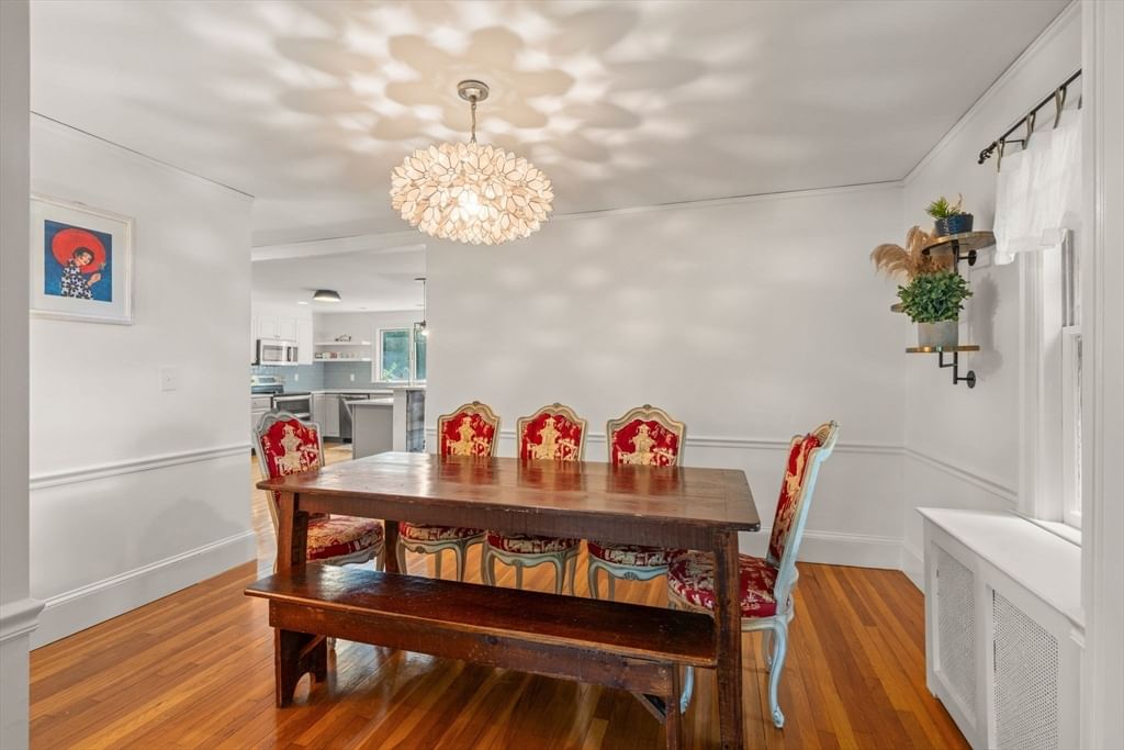 24 Holland St Needham — Photo 7 of 36
