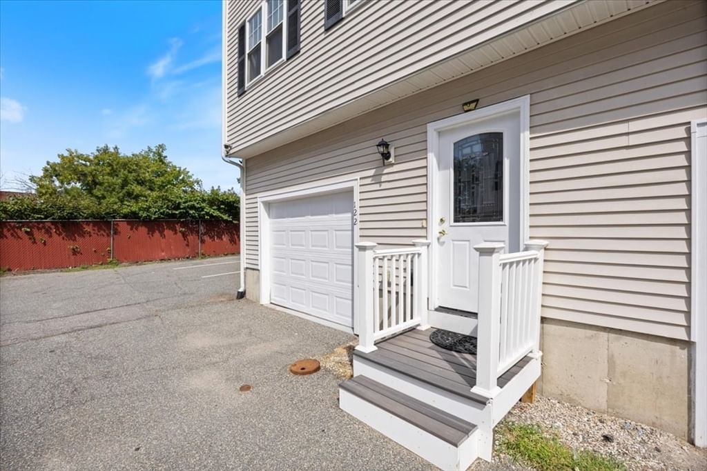 122 Locust St. #4 Haverhill — Photo 23 of 28