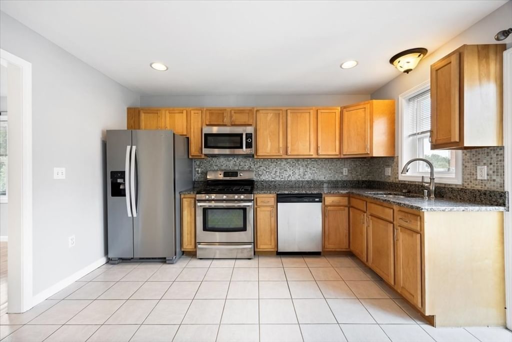 122 Locust St. #4 Haverhill — Photo 6 of 28