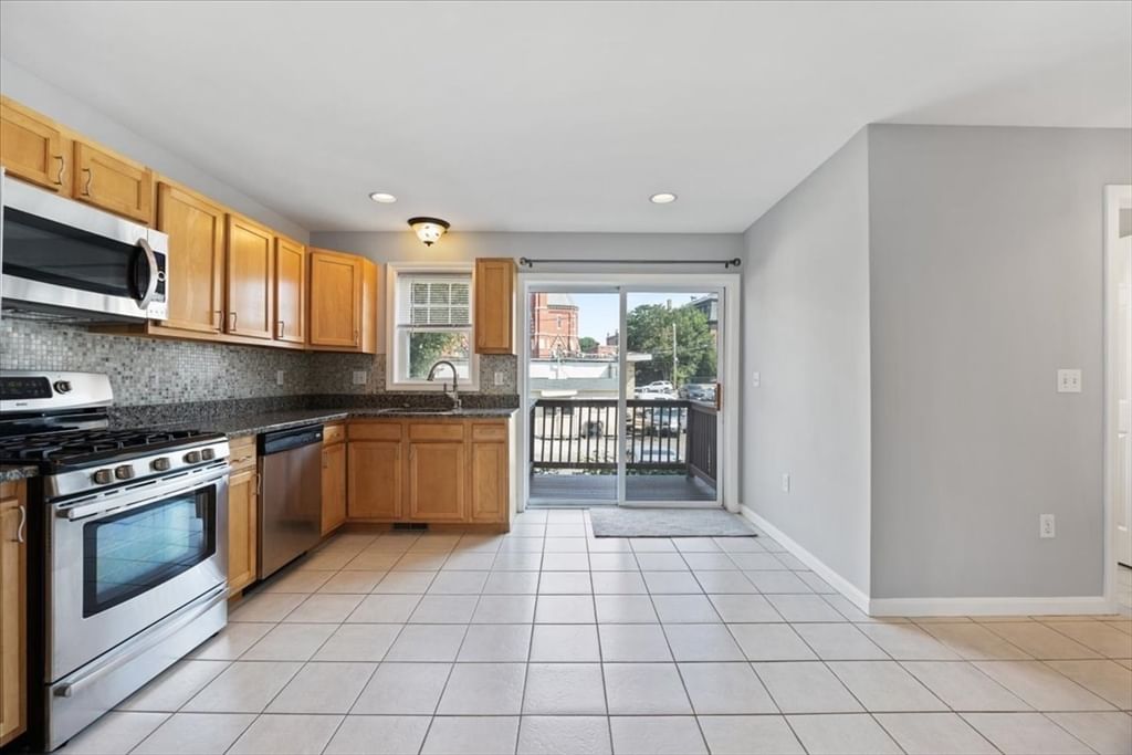 122 Locust St. #4 Haverhill — Photo 7 of 28