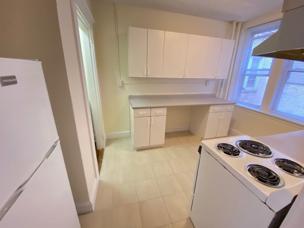 5 Barrow Street #2A Boston — Photo 4 of 6