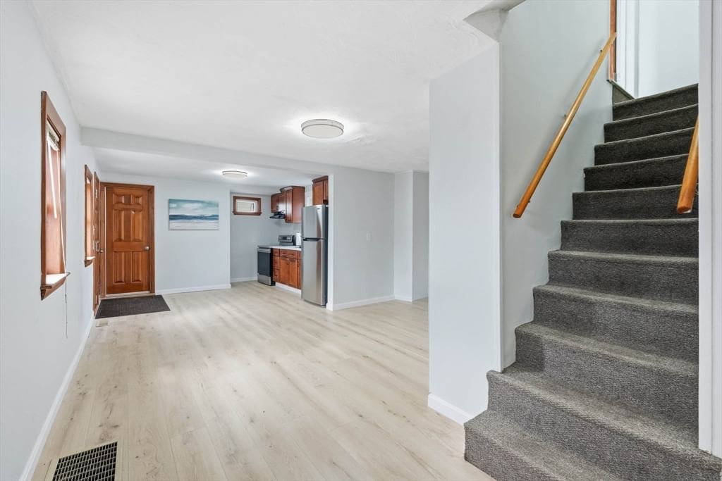 216 Crest Ave Revere — Photo 16 of 31