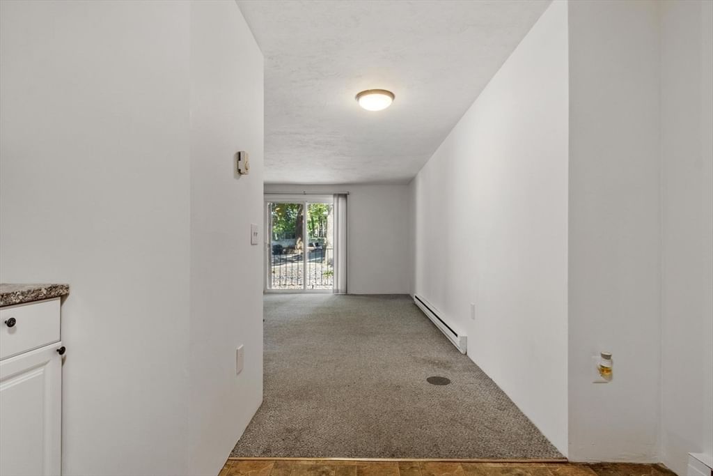 56 Edgeworth #16 Worcester — Photo 11 of 26
