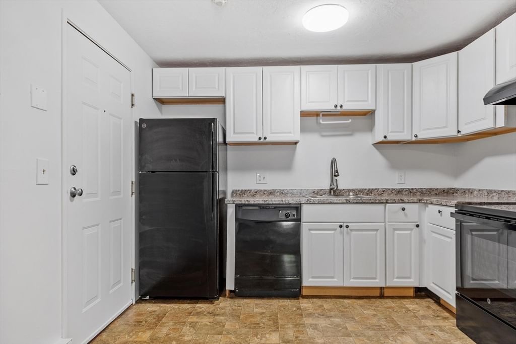 56 Edgeworth #16 Worcester — Photo 6 of 26