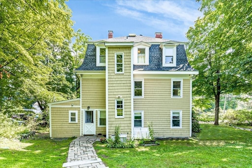 946 Bay Rd. #2 Hamilton — Photo 22 of 24