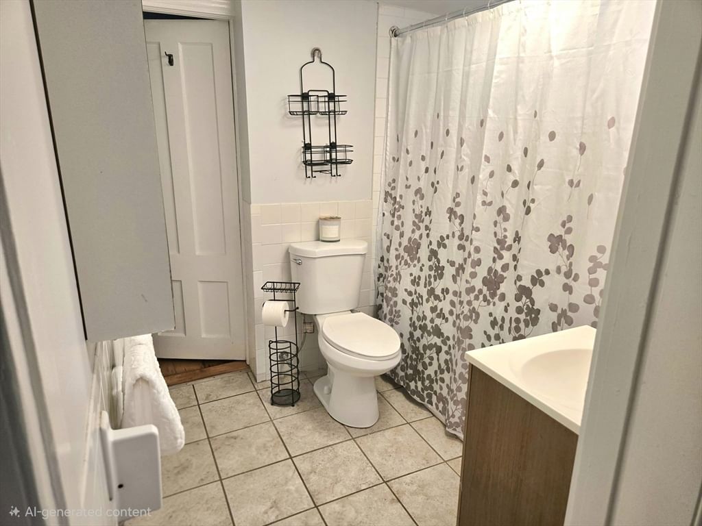 946 Bay Rd. #2 Hamilton — Photo 7 of 24