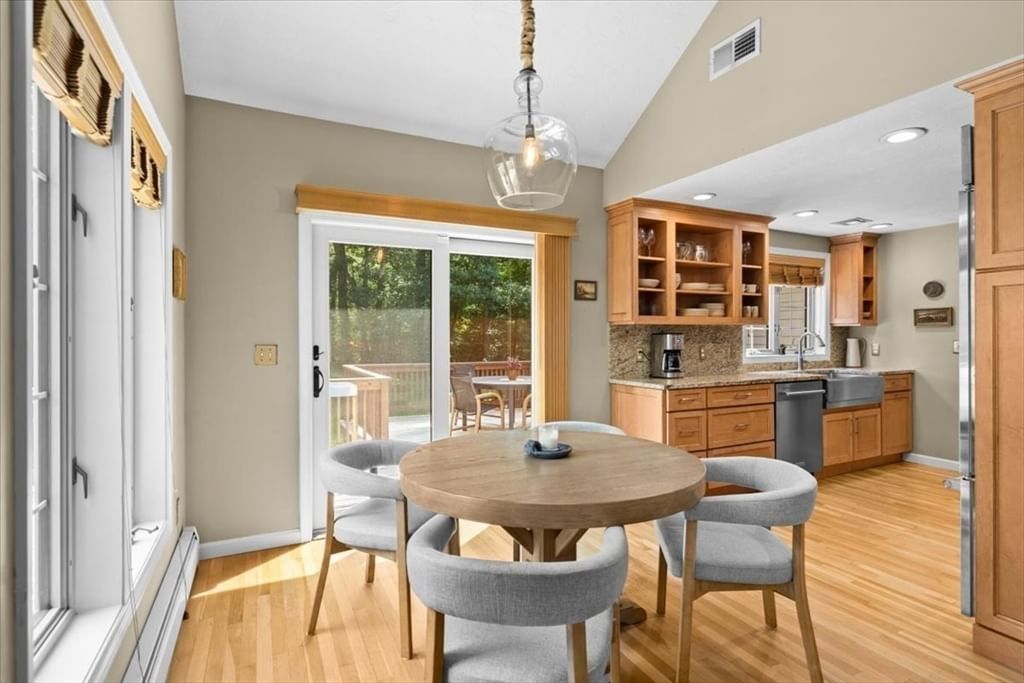 182 High St Carver — Photo 15 of 42