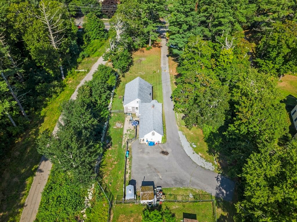 8 S Main St Carver — Photo 11 of 15