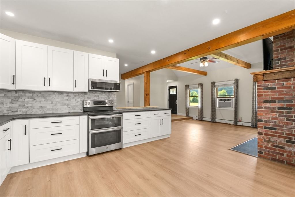 487 Long Plain Rd Leverett — Photo 10 of 42