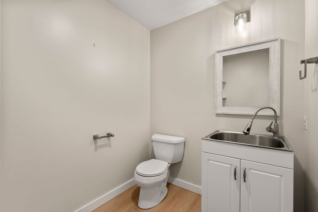 487 Long Plain Rd Leverett — Photo 16 of 42