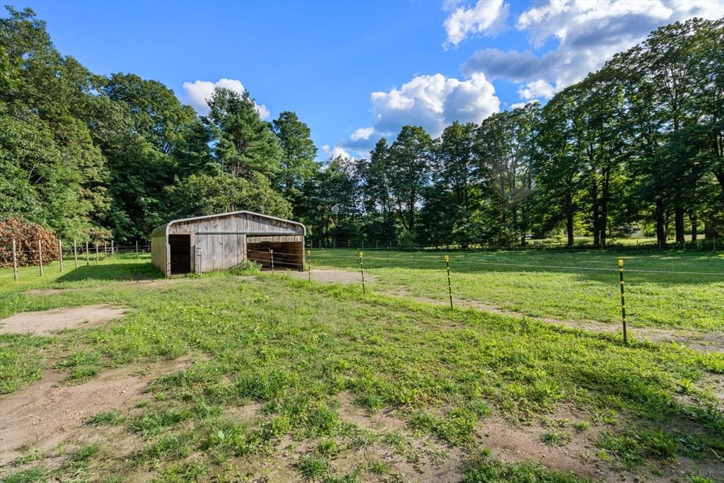 487 Long Plain Rd Leverett — Photo 33 of 42