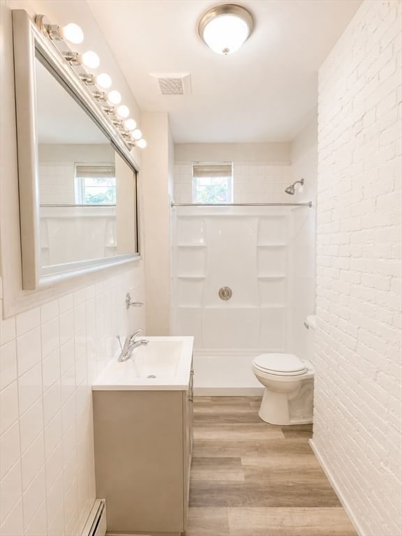 29 East Cottage Boston — Photo 13 of 33