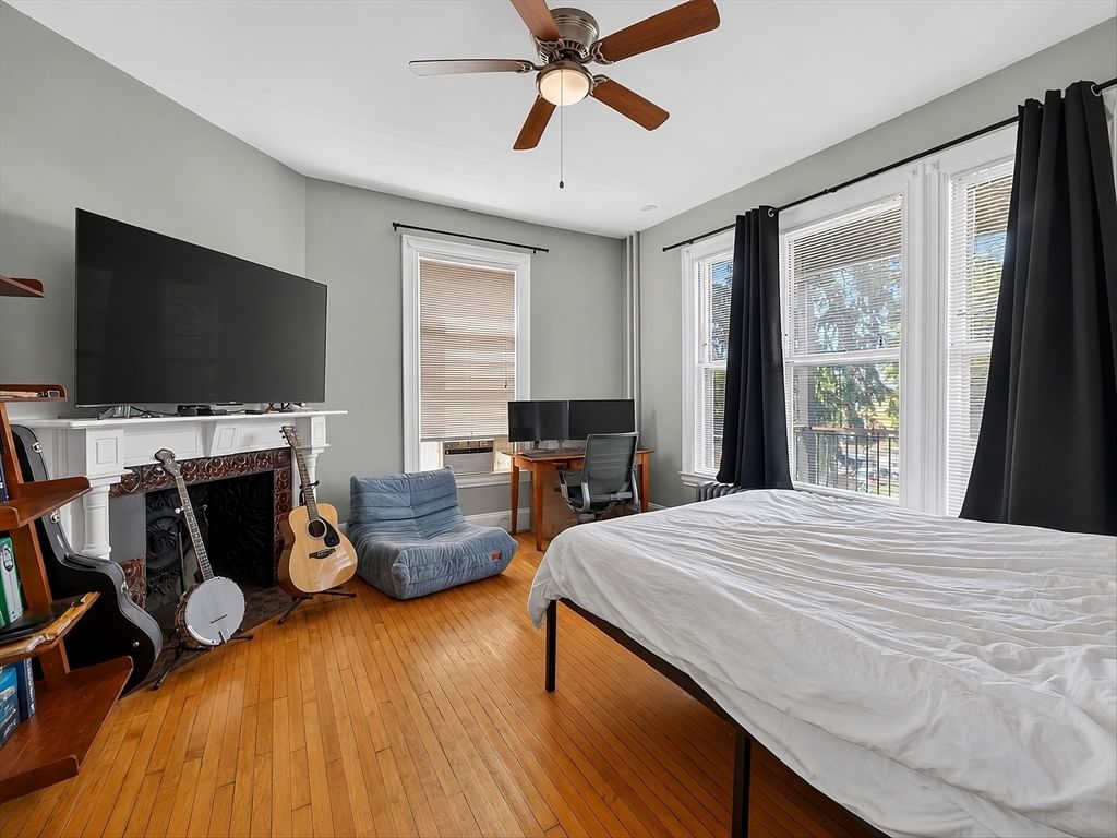 41 Walnut St #1R Somerville — Photo 8 of 24
