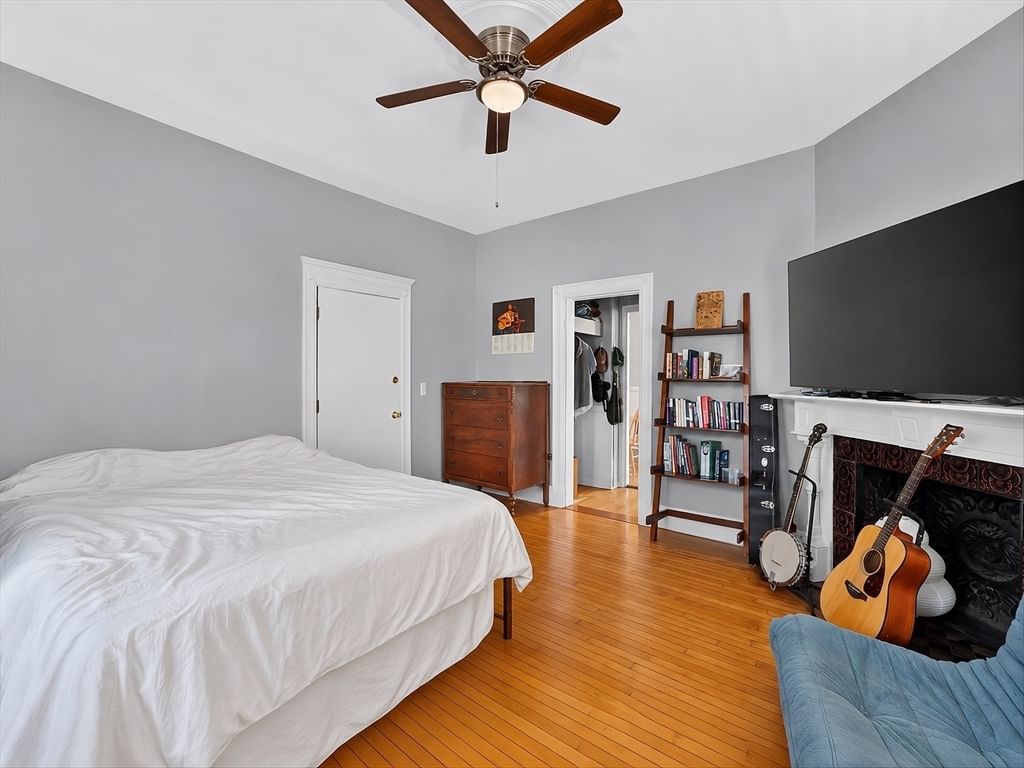 41 Walnut St #1R Somerville — Photo 9 of 24