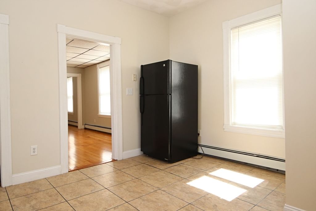 601 Lincoln Avenue Saugus — Photo 10 of 42