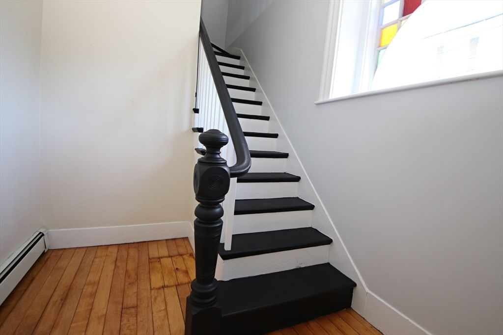 601 Lincoln Avenue Saugus — Photo 17 of 42