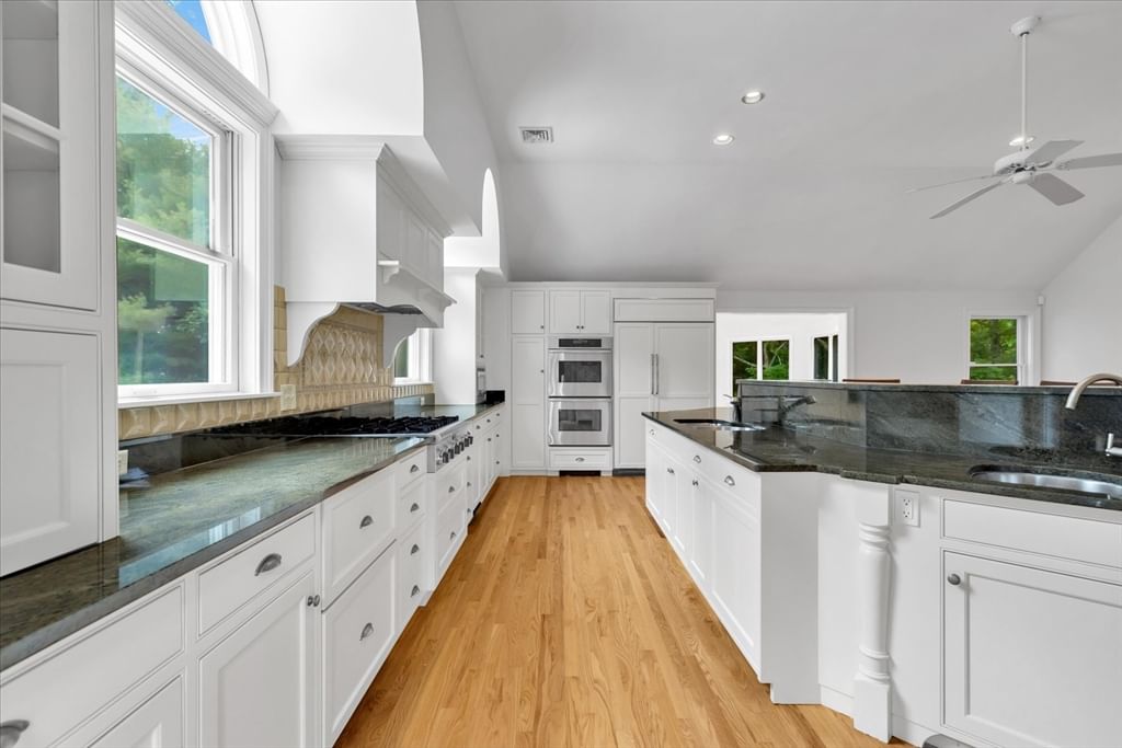 6 Heron Way Mashpee — Photo 12 of 30