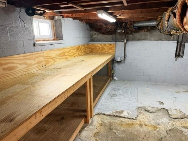 11 Maple Avenue Northampton — Photo 37 of 38